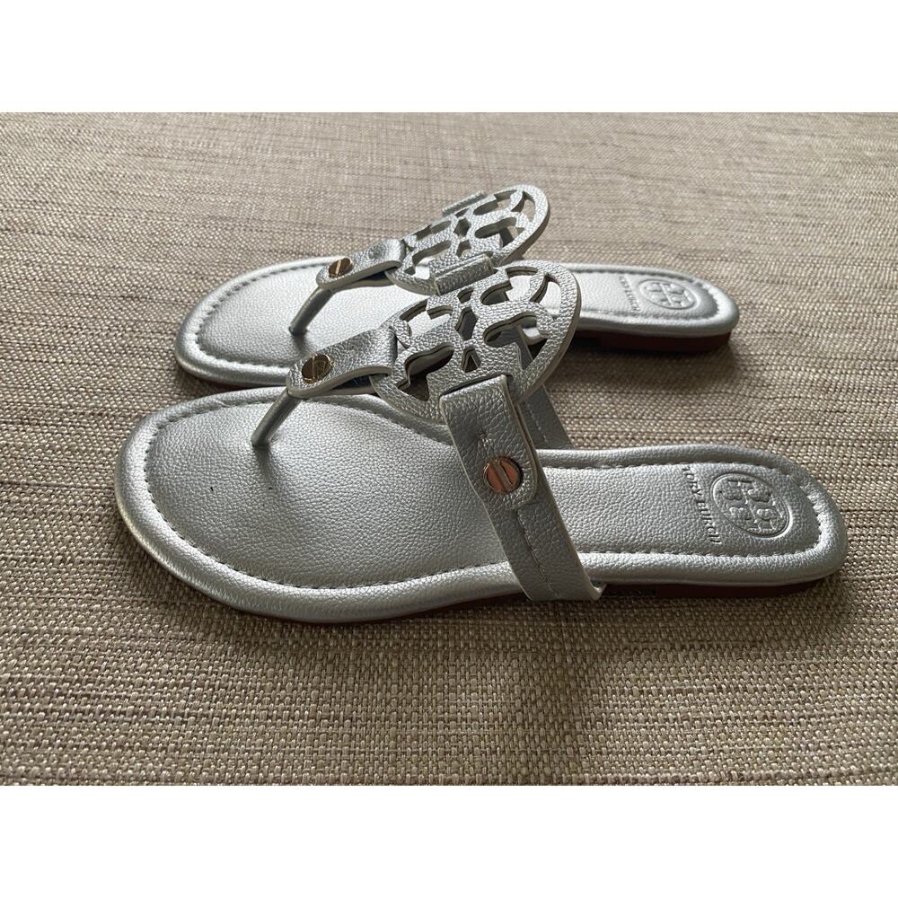 Tory Burch Miller Metallic Silver Logo Thong Sandals - Picture 3 of 9